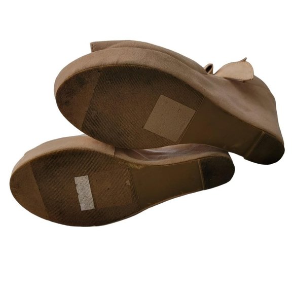 Pink Suede Wedge Heels - Picture 4 of 4